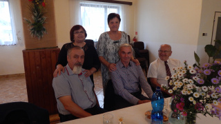 Posedenie dôchodcov v kultúrnom dome    